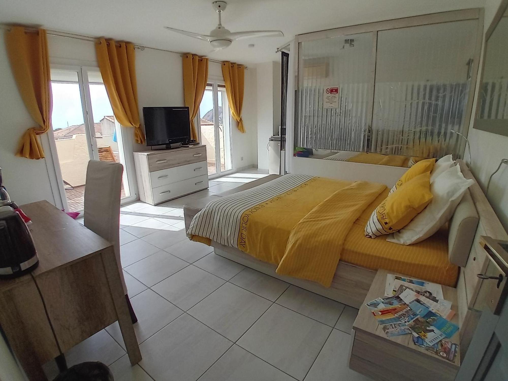 Charmante Chambre Avec Vue Mer ラシオタ エクステリア 写真